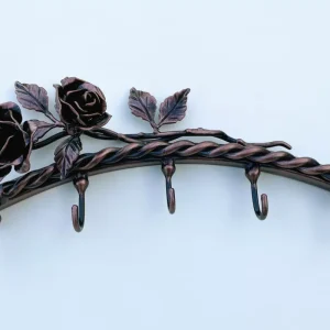 Lakáskiegészítő egyedi kovácsoltvas kulcstartó